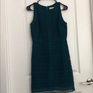 Petite Emerald Green Lift Lace Dress